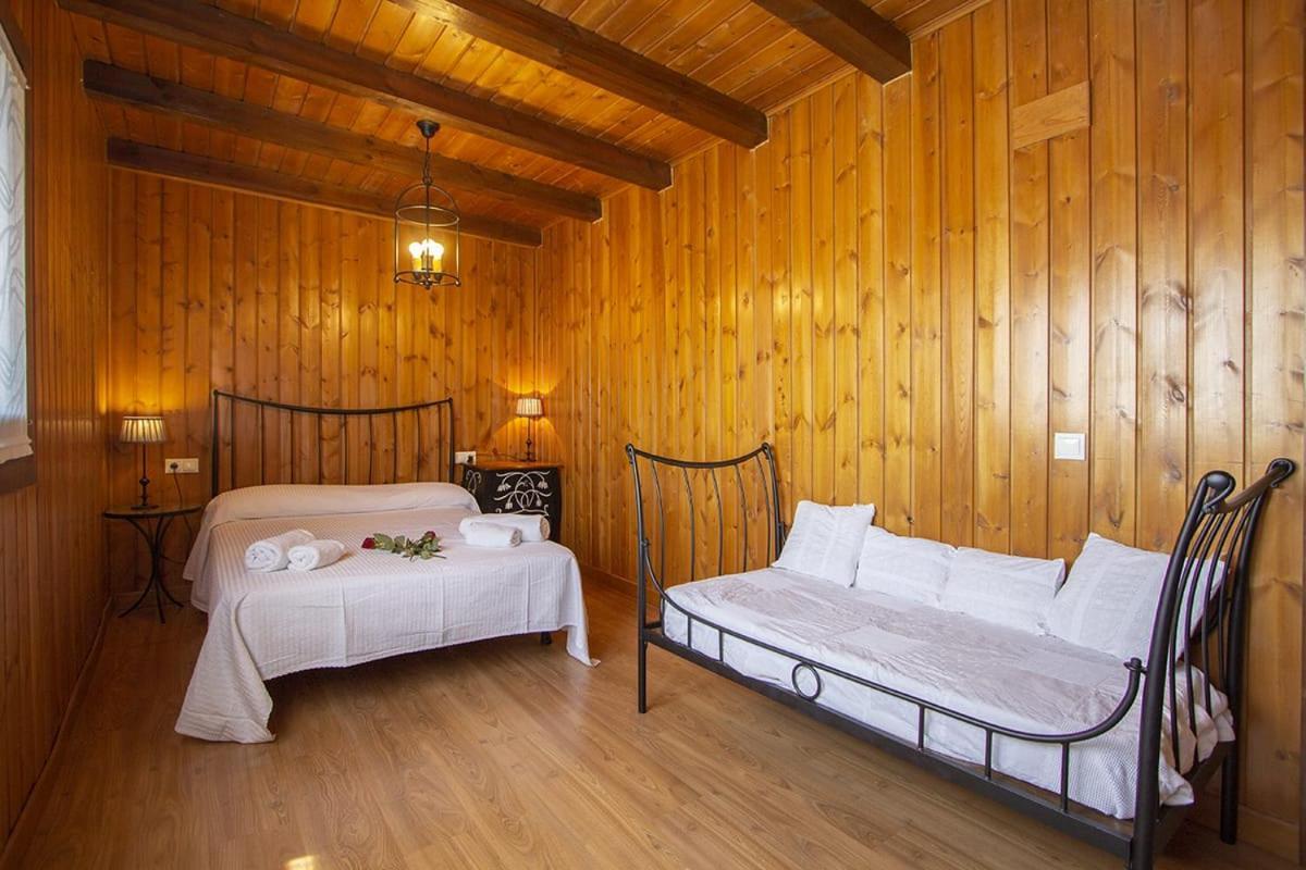 La Alcoholera Villa Valtierra Bagian luar foto